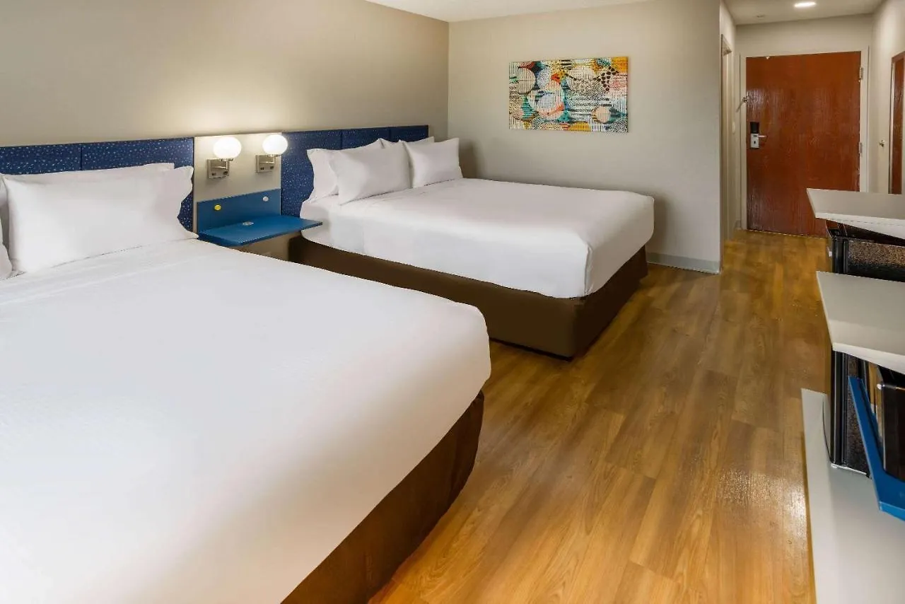 Microtel Inn And Suites - Salisbury 2*,